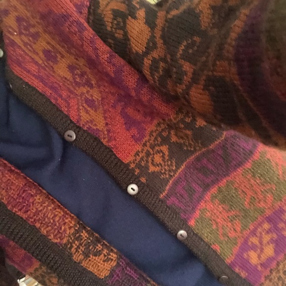 Vintage 100% wool thick warm colorful sweater - Picture 2 of 5